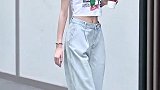 小姐姐，是来尬舞的吗？