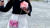 一脸懵懂的样子真可爱