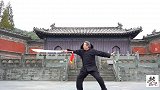 都说人老腿先老，60岁老人学习起八卦刀，腿脚非常利落，风声鹤唳