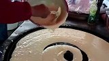 有认识的吗？你们很多人都没见过吧，吃过没有？