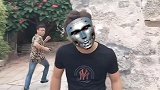 路人都被吓跑了