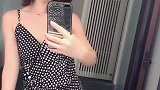 热水不能治百病，情话不能过一生
