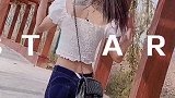 年少无知的纹身，让我单身至今。有没有不介意纹身的？牛仔裤 背影