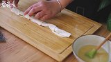 用饺子皮做酥脆可口的葱花饼，又掌握一个新技能