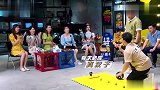 奔跑吧：李晨为讨好女裁判豁出去，边滚腹肌轮边用嘴写字