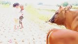 在她的世界她是纯真的