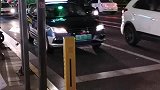 白色的超跑，夜幕下的小清新