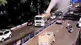 中国洒水车VS俄罗斯洒水车
