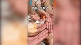 恭喜！陈赫正式官宣二胎得女，一家四口大手握小手超温馨