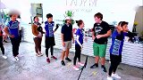 陈乔恩玩词语传递游戏，表现怪异遭到众人怀疑