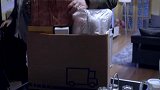 爸爸快长大：男子清理了一些东西要丢掉 哥们撞见责备他不慎重