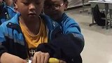 成绩不好的掰走坏香蕉