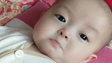 宝宝被妈妈教训后，这委屈巴巴的小眼神太让人心疼了，骗你生宝宝