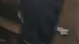 女生饭后趴在桌上睡觉，没有一个清醒的