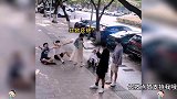 搞笑视频：这女鬼缠他多久了，人类迷惑行为鉴赏