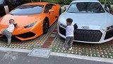 土豪送宝宝的礼物，一人一台超级跑车，这才是赢在起跑线上！