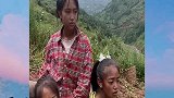 凉山孟阳人设崩塌人前村姑野人背地名媛豪车，官媒点评一针见血