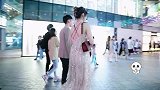 三里屯街拍：这就是仙女裙吗，太好看了