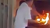 家中起火孙子教科书式灭火