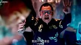 它无时无刻不在提醒我，我的青春平凡，普通到毫无意义！