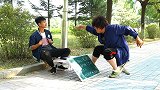 “女”字加两笔，写出3个奖500，没想来个二货一次写出8个