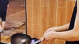 炒菜神操作，真是民间高手