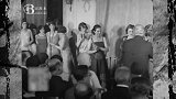 1928年法国巴黎夜总会珍贵录像，女人站在台上，是在选美吗
