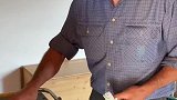 清晨爬到山顶的小屋，煮一锅茶，看一本书，晒着太阳，慢慢悠悠的过一天