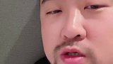 你本应该很快乐！