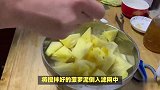 DIY自制菠萝酒，让你品尝独特的果香醇酒！