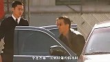 李连杰在国内都有1000万一部戏，可到好莱坞之后才50万