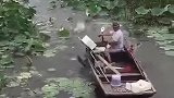 鱼快跑，这船漏电！