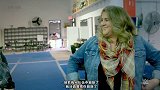 WWE-17年-SD女子冠军布利斯父母讲述其成长经历 险些被进食障碍症夺去生命-专题