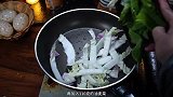 油麦菜怎么炒好吃又简单，简单又好吃的炒油麦菜，超级开胃