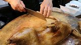 香港街头美食，几十年老店的招牌卤味，切一盘卤水鹅回去下酒！