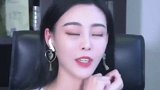 女老板邀请浩阳回家吃火锅，没想到浩阳这么不上道，活该单身啊