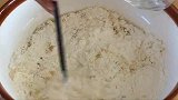 懒人红豆酥，不用烤箱，不用炸，更不用一个一个揉，口感酥脆香甜