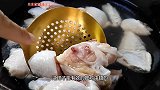 黄焖鸡怎么做才好吃？大厨教你1招，酱香味浓，肉质鲜嫩无腥味