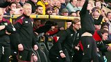英超-1617赛季-狮子吼狂奔甩拳！发布会大口吃披萨 原来你是这样的渣叔！-专题
