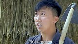 鬼子假扮新四军欺骗老乡，怎料装备太好差点暴露身份，真心机！