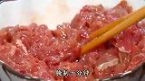 天热不想吃饭，就试试这个酸菜牛肉面，简单方便又好吃