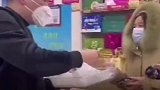 药店老板免费送药，为人间大爱点赞！