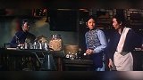 心魔：恶霸酒馆喝酒，故意刁难酒馆美女，还动手打伤酒馆老婆婆！