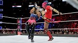 WWE-17年-幸存者大赛2017：女子5V5淘汰赛RAW队VS SmackDown队-单场