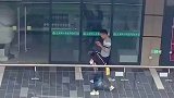 桃花运爆棚，这小哥哥到底有什么迷人之处