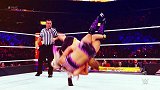 WWE-18年-即使受伤也不退却 这就是辣妹罗西-精华