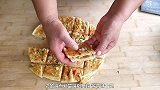 农村妈妈教你做千层酱香饼，层层松软，酱香味足，一次三张不够吃