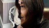 周星驰带17岁港姐出海游玩 这年龄差不小啊娱乐评论大赏