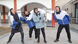 按声音分贝打饭，学渣练成狮吼功，谁知却坑了自己没饭吃