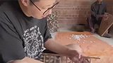 休息的时候你都在做什么呢？网友：这场景让我回想起了小时候